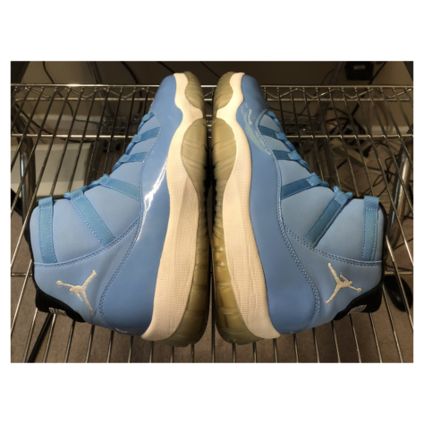 Air Jordan 11 “Pantone” — (689479-405)